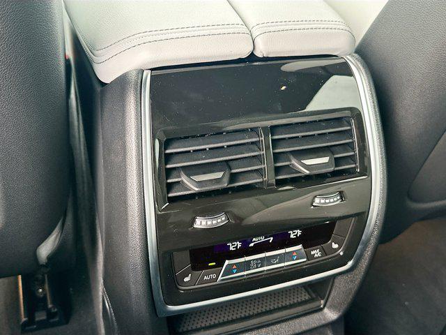 new 2026 BMW X7 car, priced at $101,765