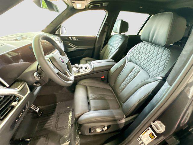 new 2026 BMW ALPINA XB7 car, priced at $167,475