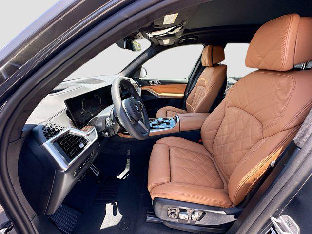 new 2026 BMW X7 car, priced at $106,085