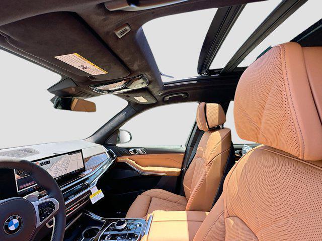 new 2026 BMW X7 car, priced at $106,085