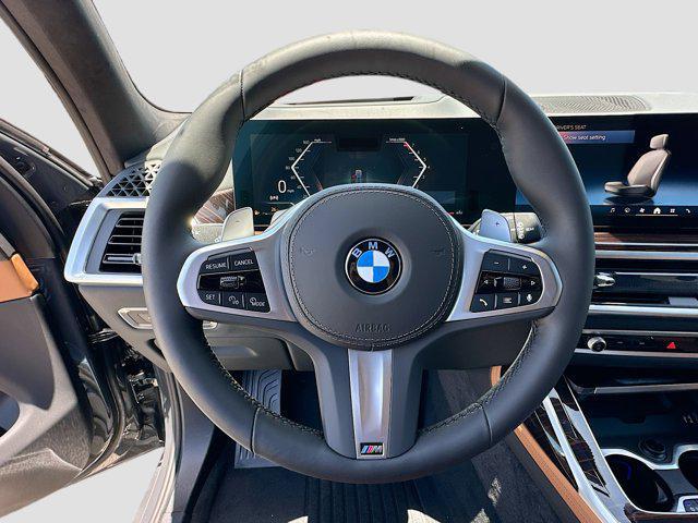 new 2026 BMW X7 car, priced at $106,085