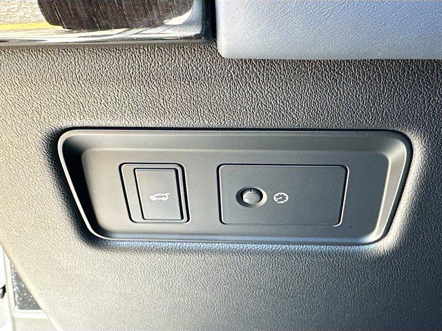used 2020 Land Rover Range Rover Sport car, priced at $46,000