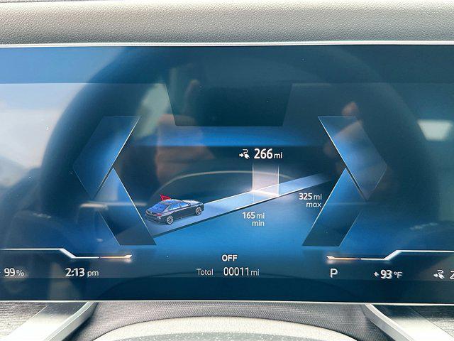 new 2025 BMW i7 car, priced at $121,395