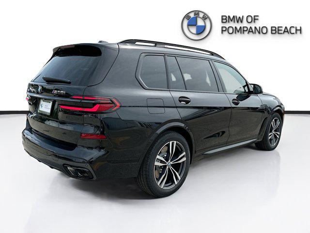 new 2025 BMW X7 car, priced at $118,090