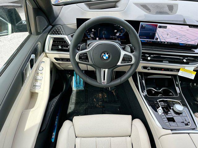 new 2025 BMW X7 car, priced at $118,090