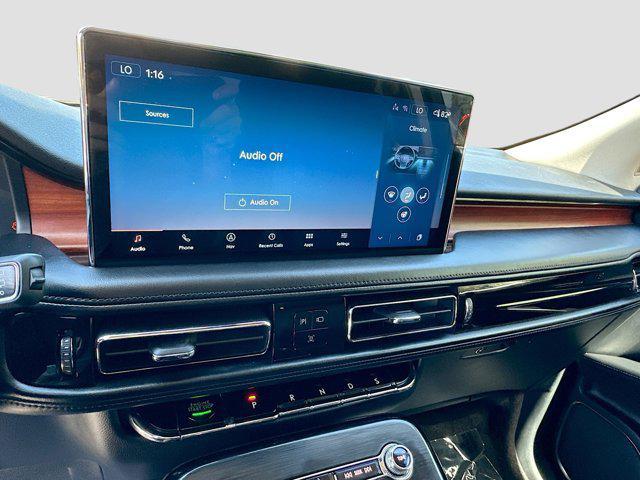 used 2021 Lincoln Nautilus car, priced at $28,000