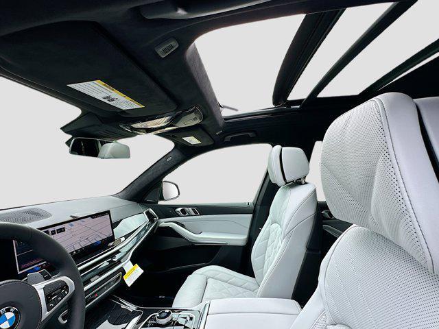 new 2026 BMW X7 car, priced at $103,410