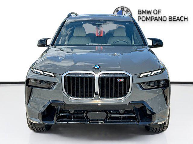 new 2025 BMW X7 car, priced at $118,025