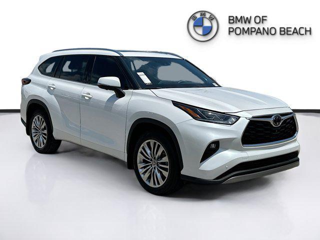 used 2024 Toyota Highlander car, priced at $49,500