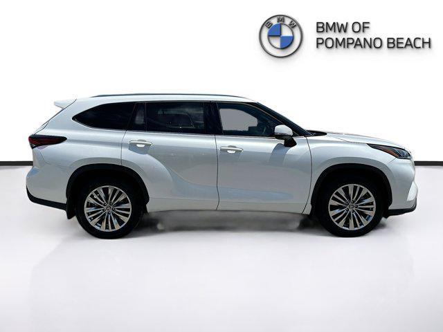 used 2024 Toyota Highlander car, priced at $49,500