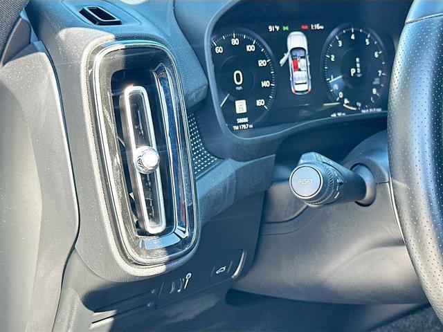 used 2019 Volvo XC40 car, priced at $20,400