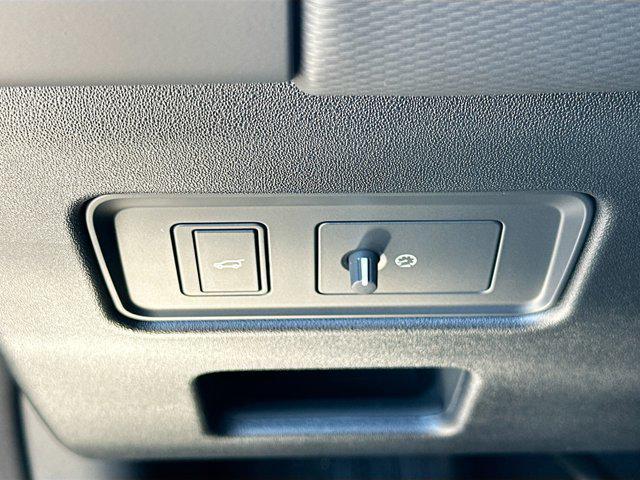 used 2024 Land Rover Discovery car, priced at $54,500
