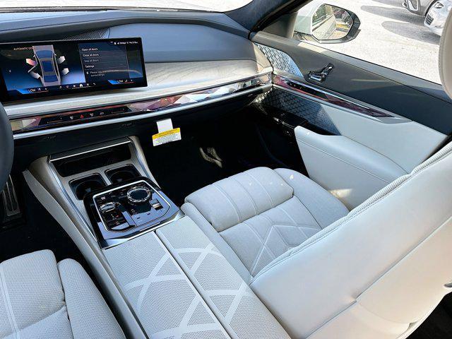 new 2025 BMW 760 car, priced at $140,955