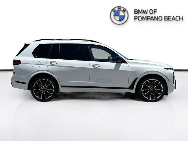 new 2025 BMW X7 car, priced at $125,210