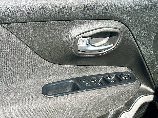 used 2021 Jeep Renegade car, priced at $15,250