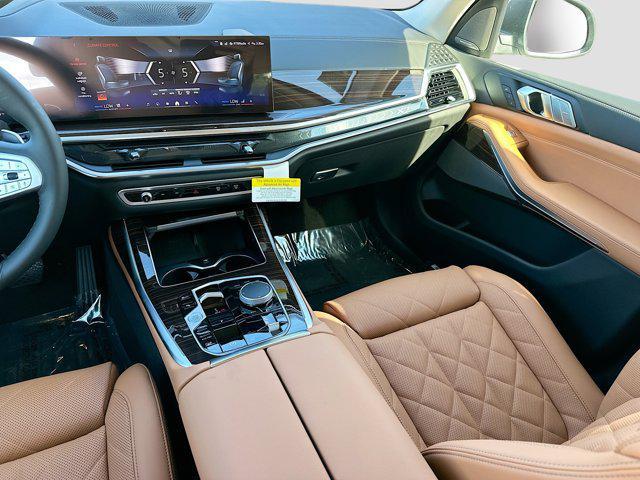 new 2026 BMW X7 car, priced at $95,570