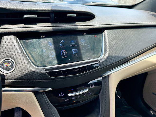 used 2019 Cadillac XT5 car, priced at $21,000
