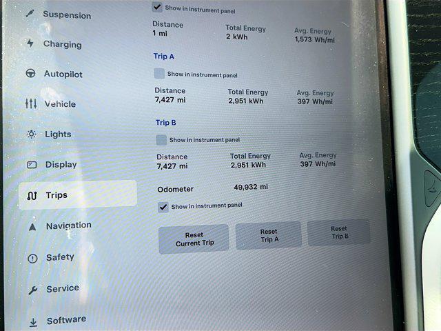 used 2018 Tesla Model X car, priced at $33,500