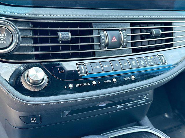 used 2022 Lexus LS 500 car, priced at $58,500