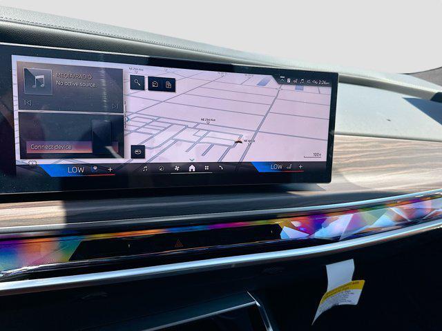 new 2025 BMW 760 car, priced at $138,705