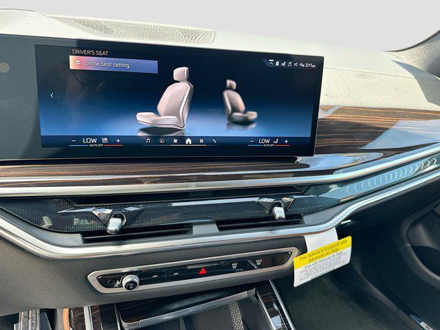new 2026 BMW X7 car, priced at $99,800