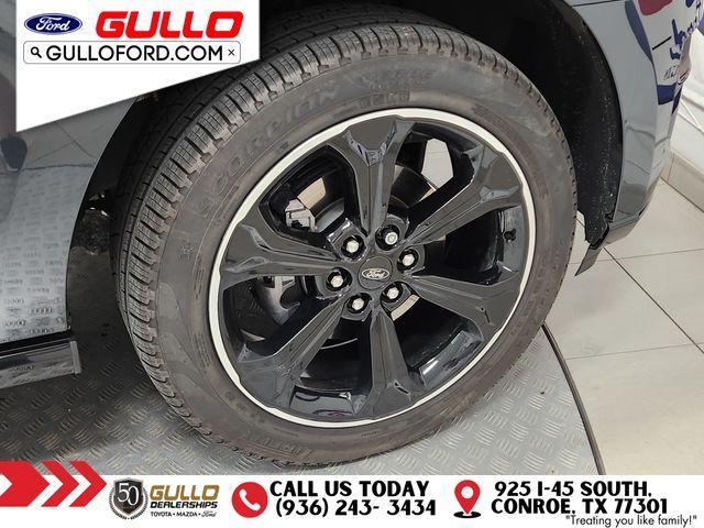 used 2024 Ford Expedition car, priced at $65,888