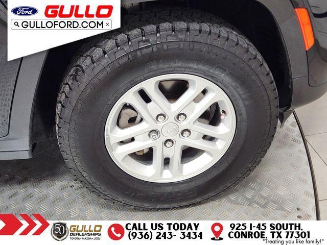 used 2023 Jeep Grand Cherokee car, priced at $31,991