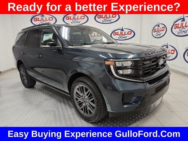 new 2025 Ford Expedition car, priced at $78,615
