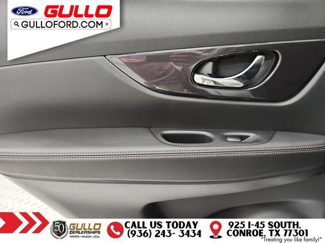 used 2019 Nissan Rogue car, priced at $13,777
