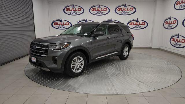new 2025 Ford Explorer car, priced at $39,239