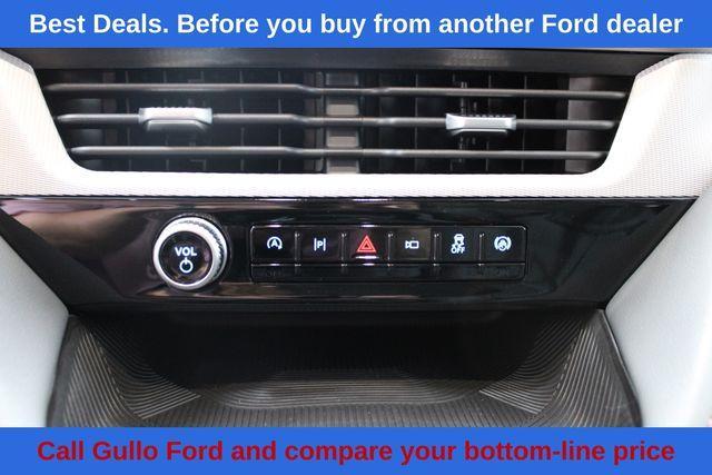 new 2025 Ford Explorer car, priced at $38,000