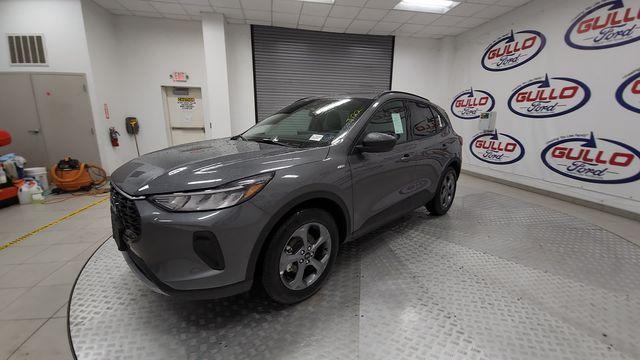 new 2025 Ford Escape car, priced at $29,986