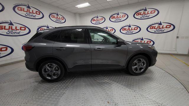 new 2025 Ford Escape car, priced at $29,986