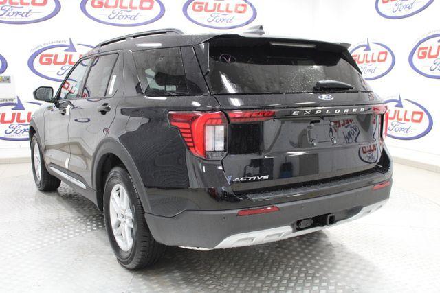 new 2025 Ford Explorer car, priced at $38,829