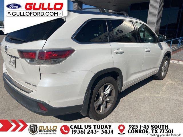 used 2015 Toyota Highlander car, priced at $19,195