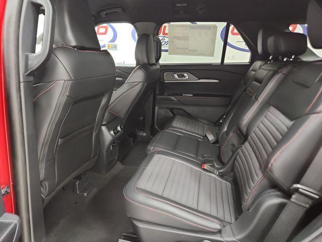 new 2025 Ford Explorer car, priced at $40,706