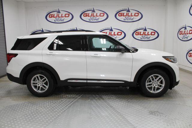new 2025 Ford Explorer car, priced at $37,900