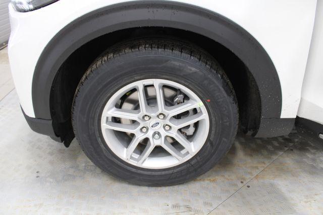 new 2025 Ford Explorer car, priced at $37,900