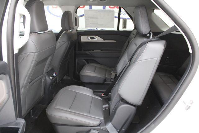 new 2025 Ford Explorer car, priced at $37,900