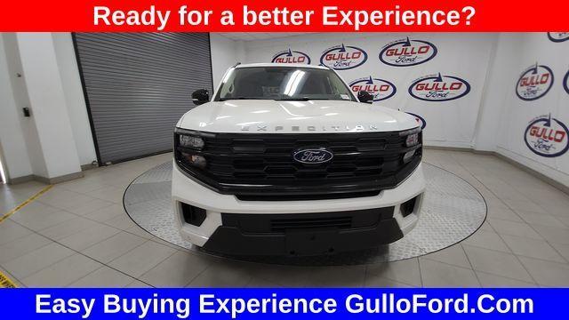 new 2025 Ford Expedition car, priced at $69,355