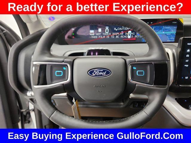 new 2025 Ford Expedition car, priced at $69,355