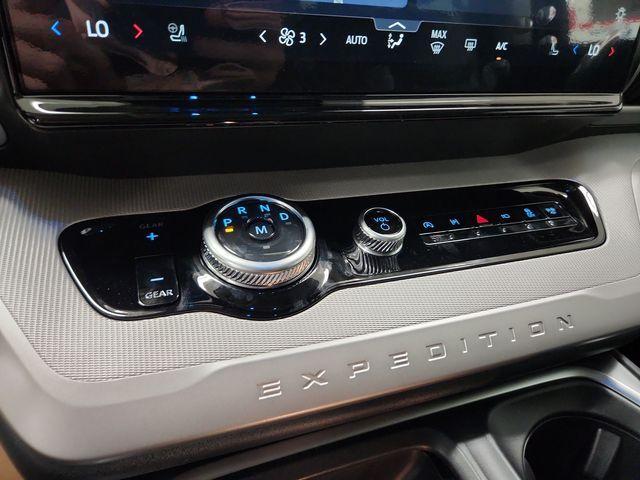 new 2025 Ford Expedition car, priced at $69,355