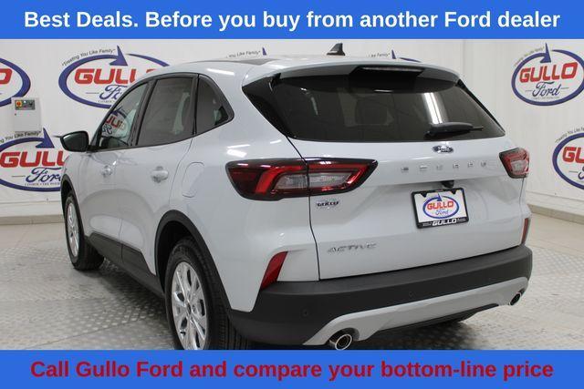 new 2025 Ford Escape car, priced at $25,000