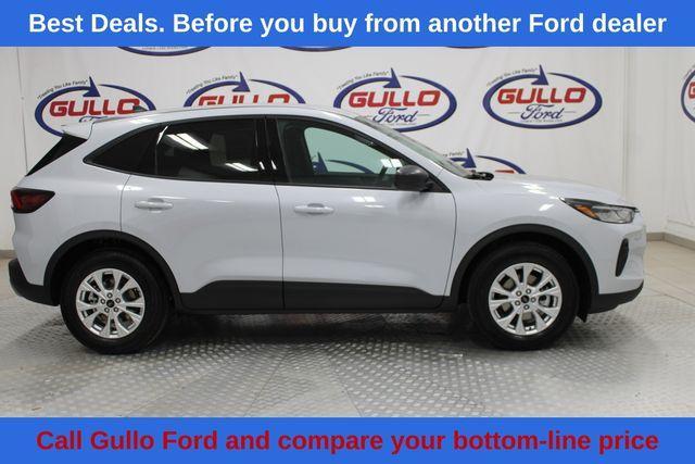 new 2025 Ford Escape car, priced at $25,000