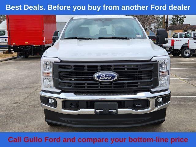 new 2025 Ford F-250 car, priced at $66,490