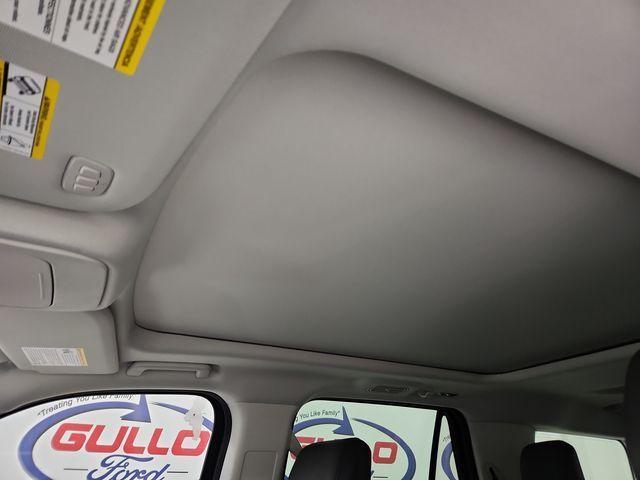 new 2025 Ford Expedition car, priced at $68,360