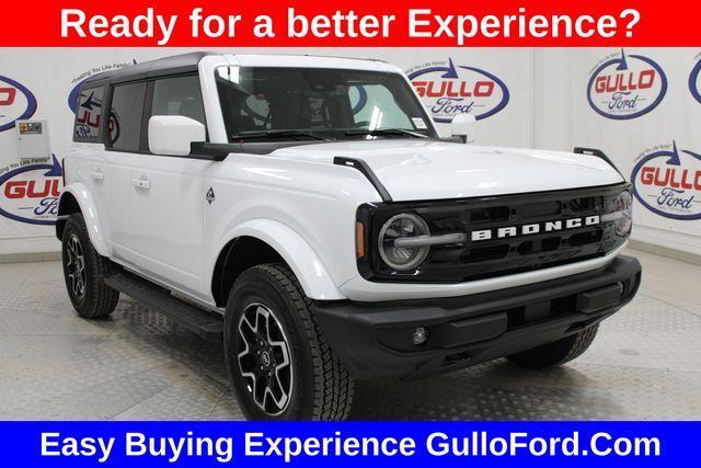 new 2024 Ford Bronco car, priced at $46,588