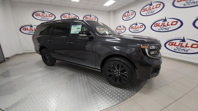 new 2025 Ford Expedition Max car, priced at $81,131