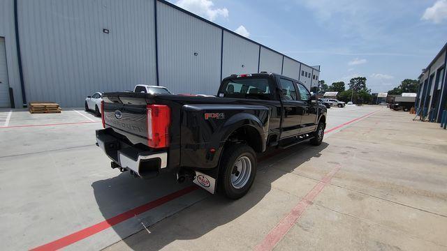 new 2025 Ford F-350 car, priced at $71,290