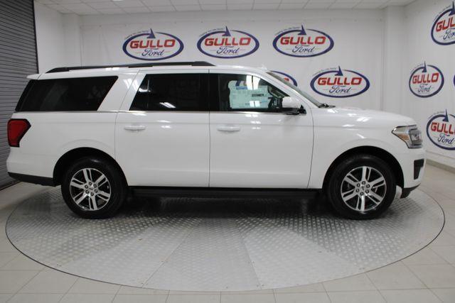 new 2024 Ford Expedition Max car, priced at $60,563